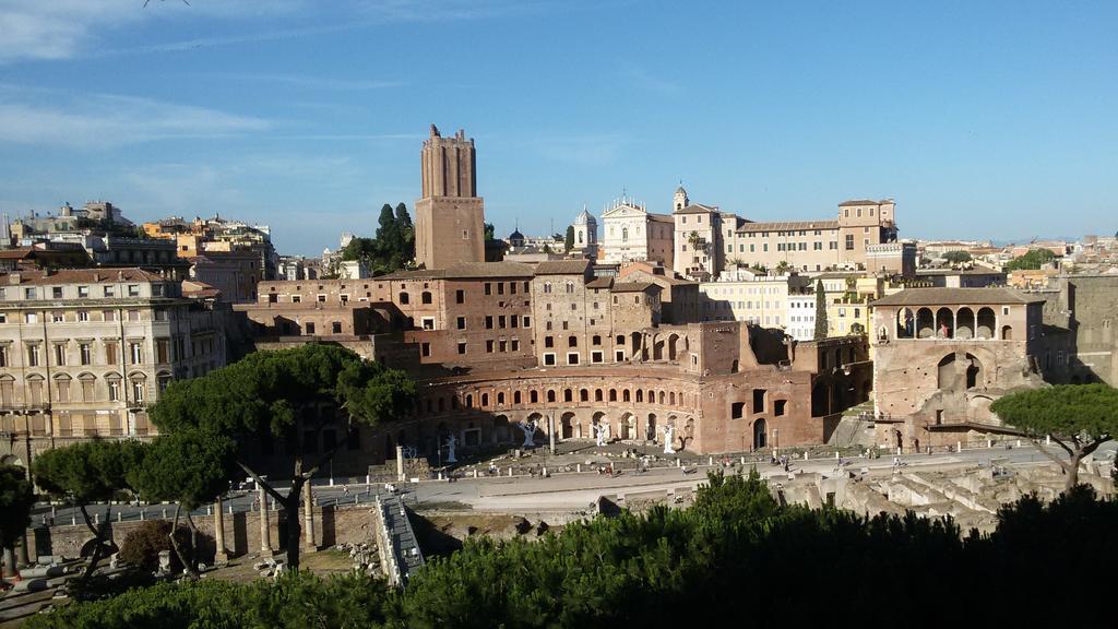 Bed and Breakfast Casa Per Ferie Cardinal G. Guarino Rom Exterior foto